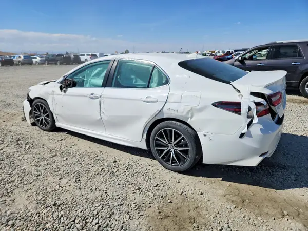 4T1S31AK7RU061594 2024 TOYOTA CAMRY - Image 2