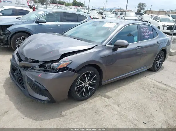 4T1S31AK8NU582270 2022 TOYOTA CAMRY - Image 2