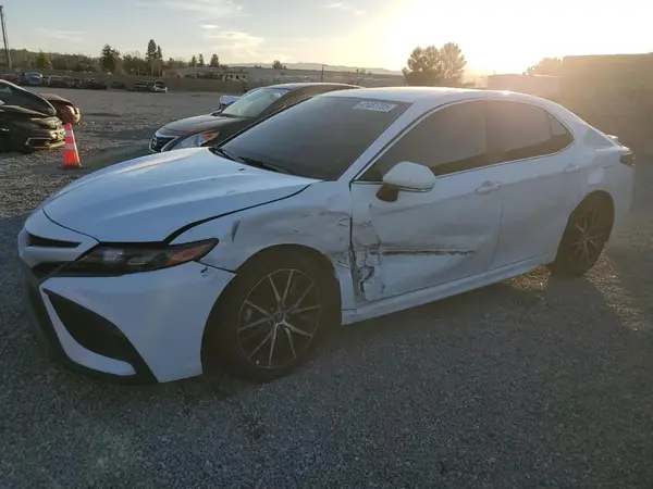 4T1S31AK8PU618302 2023 TOYOTA CAMRY - Image 1