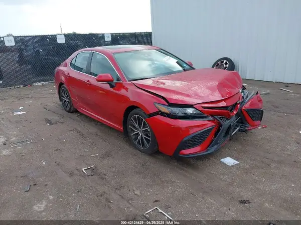 4T1S31AK8RU072183 2024 TOYOTA CAMRY - Image 1
