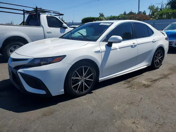 4T1S31AK9MU023132 2021 TOYOTA CAMRY - Image 1
