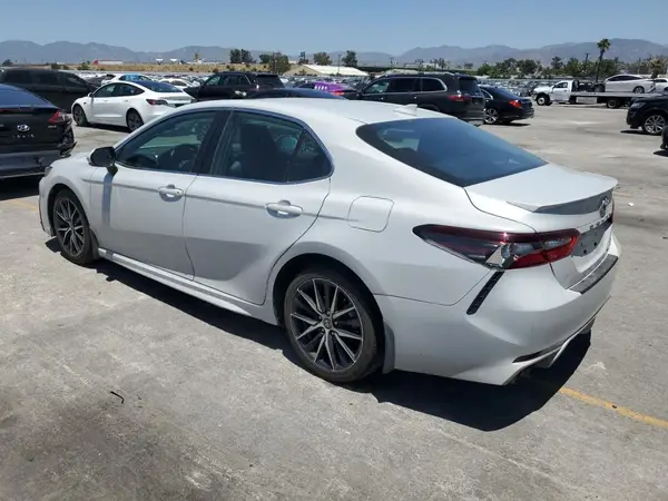 4T1S31AK9NU038571 2022 TOYOTA CAMRY - Image 2