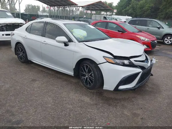 4T1S31AK9RU078610 2024 TOYOTA CAMRY - Image 1