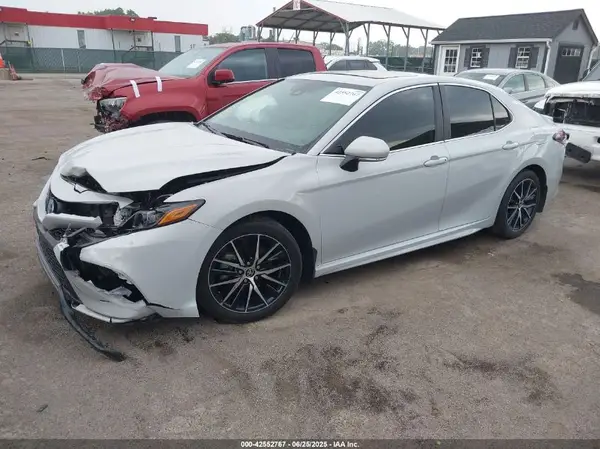 4T1S31AK9RU078610 2024 TOYOTA CAMRY - Image 2
