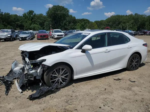 4T1S31AKXNU584697 2022 TOYOTA CAMRY - Image 1