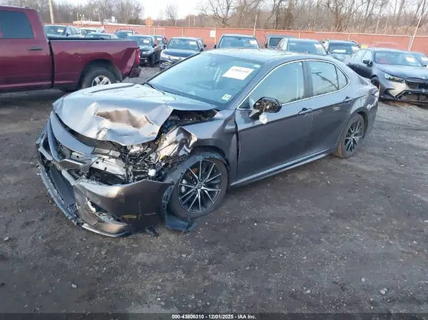 4T1S31AKXNU594792 2022 TOYOTA CAMRY - Image 2