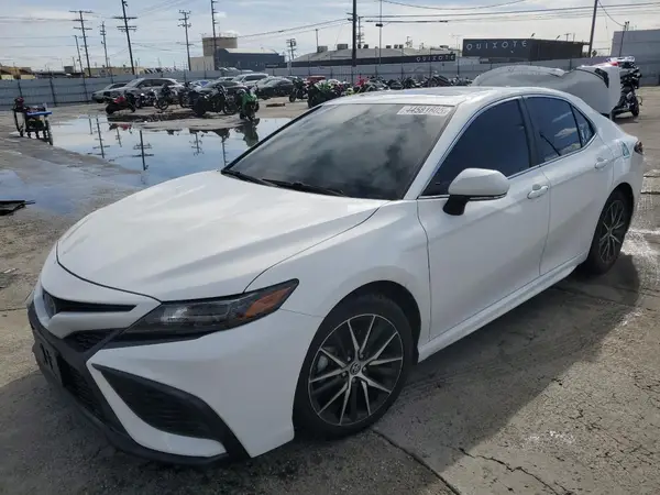 4T1S31AKXPU605955 2023 TOYOTA CAMRY - Image 1