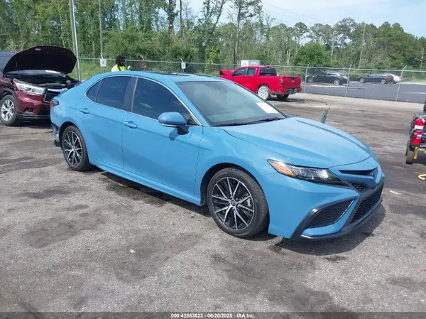 4T1S31AKXRU075697 2024 TOYOTA CAMRY - Image 1