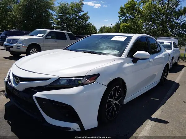 4T1T11AK0MU429598 2021 TOYOTA CAMRY - Image 2
