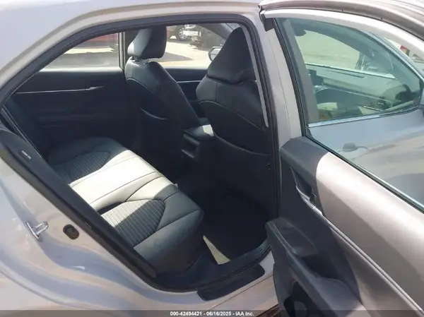 4T1T11AK0NU013407 2022 TOYOTA CAMRY - Image 8