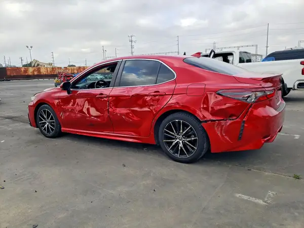 4T1T11AK0NU041157 2022 TOYOTA CAMRY - Image 2