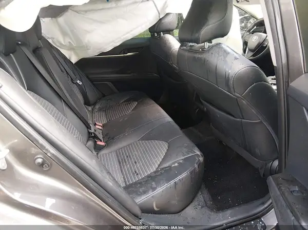 4T1T11AK0NU051039 2022 TOYOTA CAMRY - Image 8