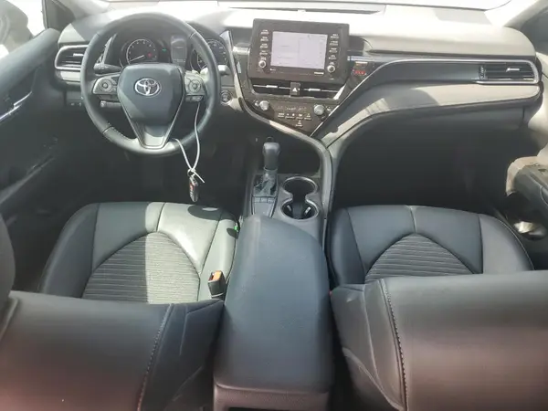 4T1T11AK0NU056502 2022 TOYOTA CAMRY - Image 8
