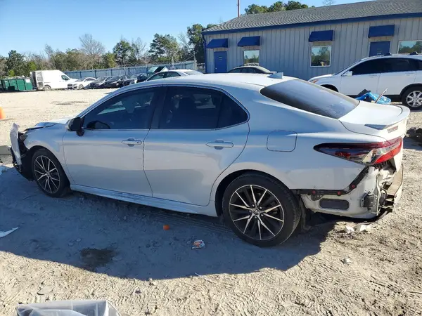 4T1T11AK0NU056984 2022 TOYOTA CAMRY - Image 2