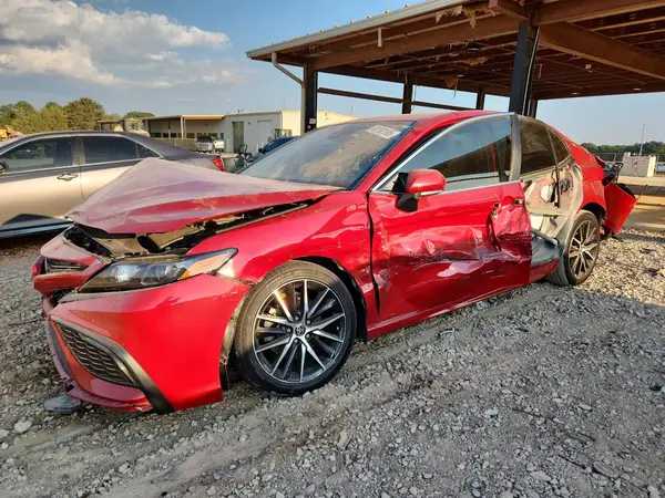 4T1T11AK0NU060940 2022 TOYOTA CAMRY - Image 1