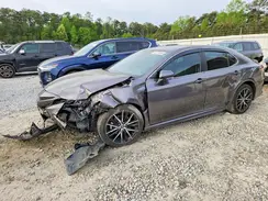 4T1T11AK0NU643136 2022 TOYOTA CAMRY