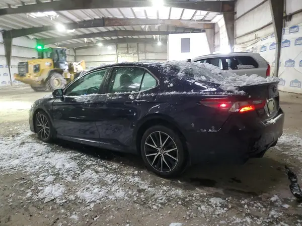 4T1T11AK0NU671311 2022 TOYOTA CAMRY - Image 2