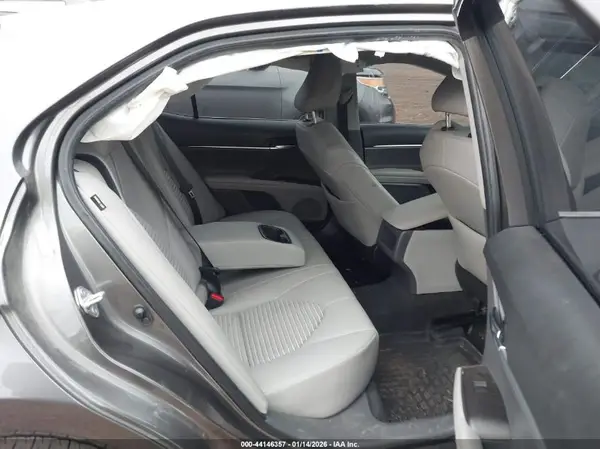4T1T11AK0NU678095 2022 TOYOTA CAMRY - Image 8
