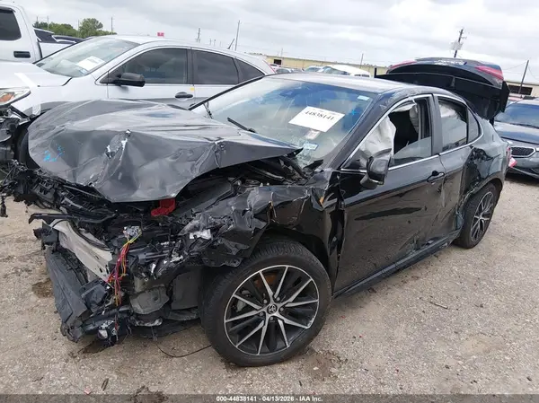 4T1T11AK0PU113123 2023 TOYOTA CAMRY - Image 2