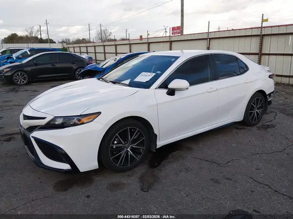 4T1T11AK0PU786977 2023 TOYOTA CAMRY - Image 2