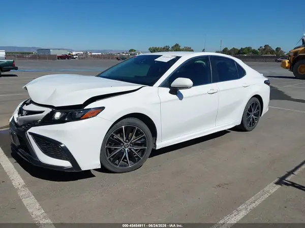 4T1T11AK0PU825681 2023 TOYOTA CAMRY - Image 2