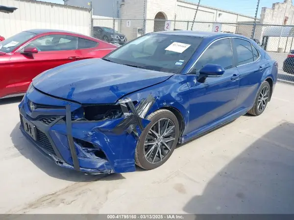 4T1T11AK0RU208574 2024 TOYOTA CAMRY - Image 2