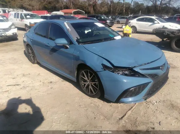 4T1T11AK0RU227805 2024 TOYOTA CAMRY - Image 1