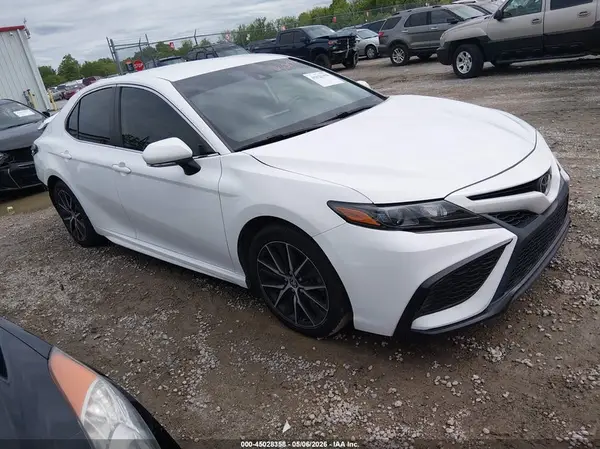 4T1T11AK0RU847456 2024 TOYOTA CAMRY - Image 1