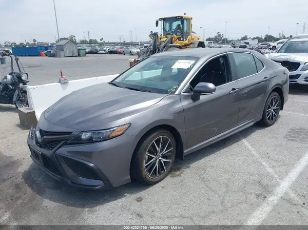 4T1T11AK0RU868825 2024 TOYOTA CAMRY - Image 2