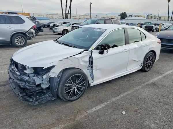 4T1T11AK0RU869828 2024 TOYOTA CAMRY - Image 1