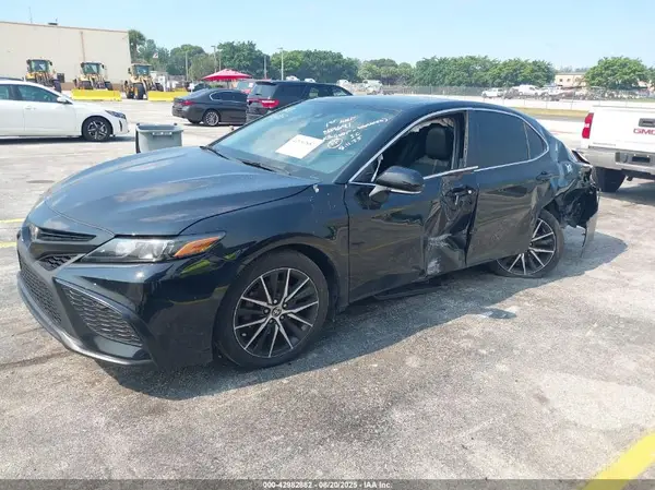 4T1T11AK0RU889691 2024 TOYOTA CAMRY - Image 2