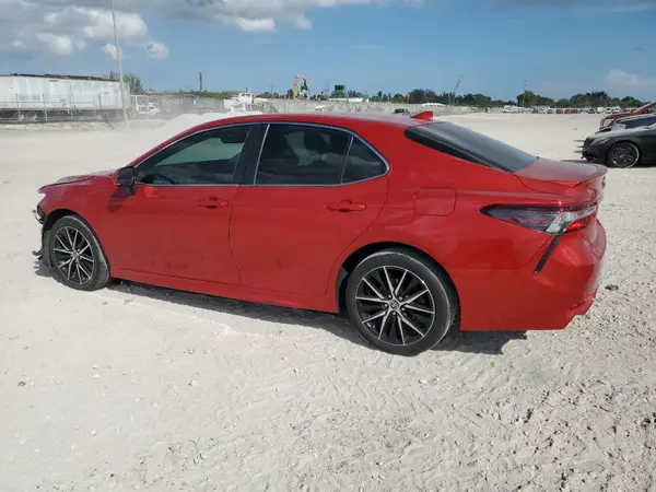 4T1T11AK1MU473402 2021 TOYOTA CAMRY - Image 2