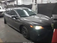 4T1T11AK1MU480818 2021 TOYOTA CAMRY