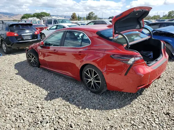 4T1T11AK1MU481130 2021 TOYOTA CAMRY - Image 2