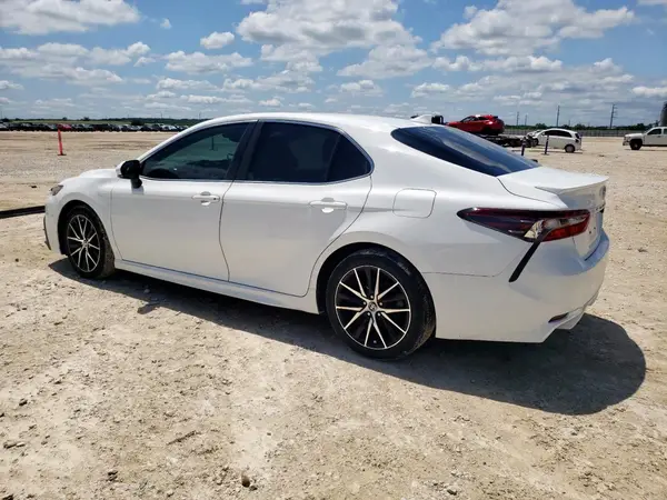 4T1T11AK1MU495142 2021 TOYOTA CAMRY - Image 2