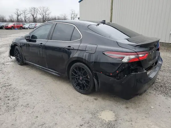 4T1T11AK1MU554397 2021 TOYOTA CAMRY - Image 2