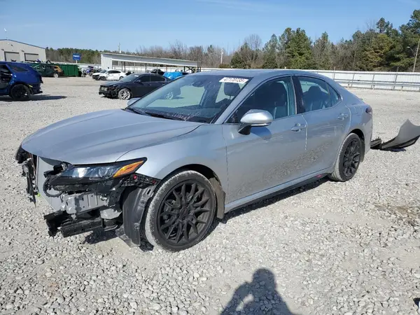 4T1T11AK1MU606711 2021 TOYOTA CAMRY - Image 1