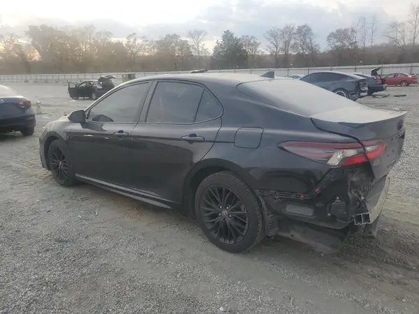 4T1T11AK1NU064916 2022 TOYOTA CAMRY - Image 2