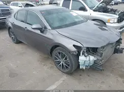 4T1T11AK1NU617600 2022 TOYOTA CAMRY