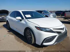 4T1T11AK1NU619914 2022 TOYOTA CAMRY