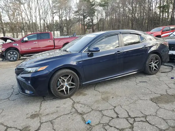 4T1T11AK1NU643355 2022 TOYOTA CAMRY - Image 1