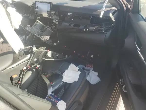 4T1T11AK1NU672547 2022 TOYOTA CAMRY - Image 8