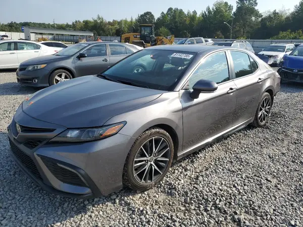 4T1T11AK1NU674783 2022 TOYOTA CAMRY - Image 1