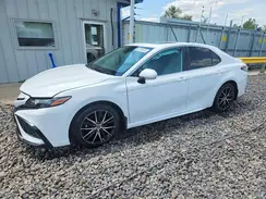 4T1T11AK1NU677473 2022 TOYOTA CAMRY