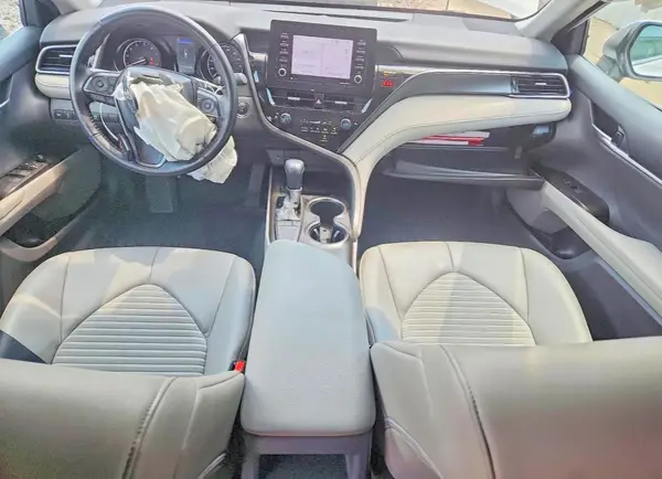 4T1T11AK1NU677473 2022 TOYOTA CAMRY - Image 8