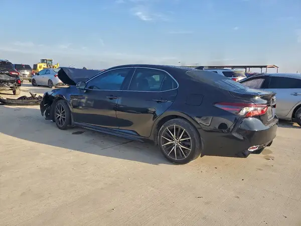 4T1T11AK1NU684276 2022 TOYOTA CAMRY - Image 2