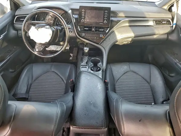 4T1T11AK1NU684276 2022 TOYOTA CAMRY - Image 8