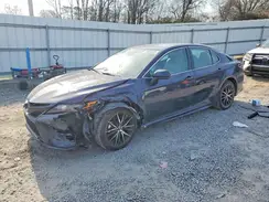 4T1T11AK1NU685783 2022 TOYOTA CAMRY