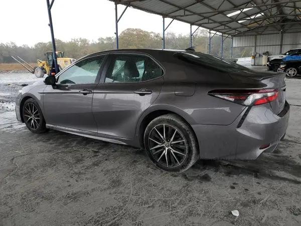 4T1T11AK1NU699005 2022 TOYOTA CAMRY - Image 2