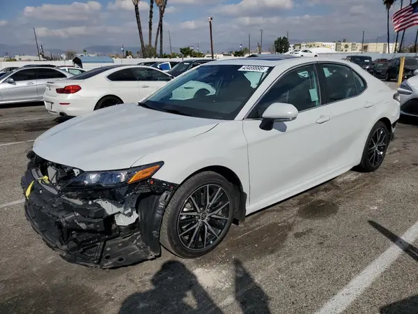 4T1T11AK1PU083923 2023 TOYOTA CAMRY - Image 1